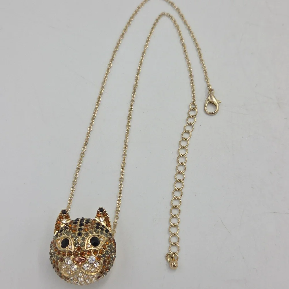 Cat Pendant Necklace - Picture 4 of 5